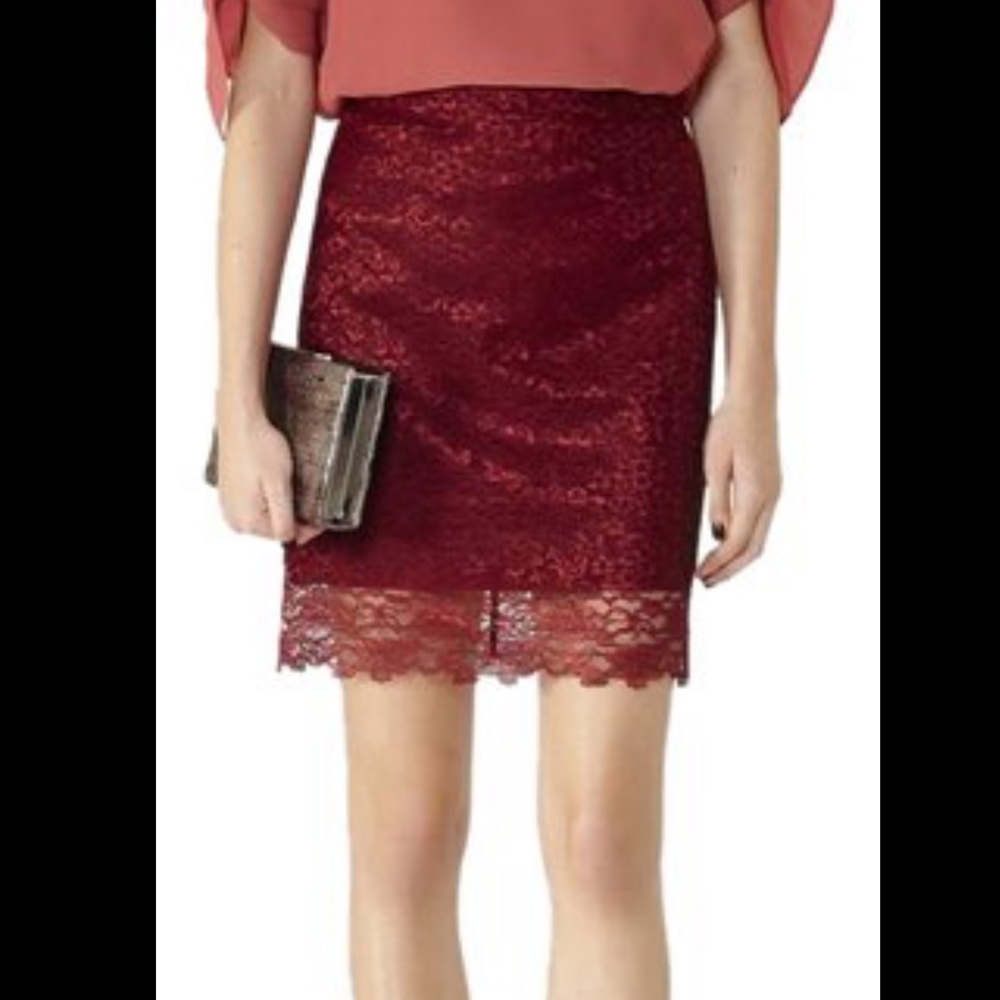 Reiss Dree Lace Pencil Skirt in Crimson Size 6